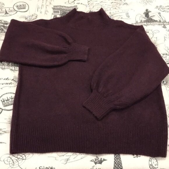 Vince Camuto Mutton Sleeve Mock Neck Sweater - Picture 3 of 6